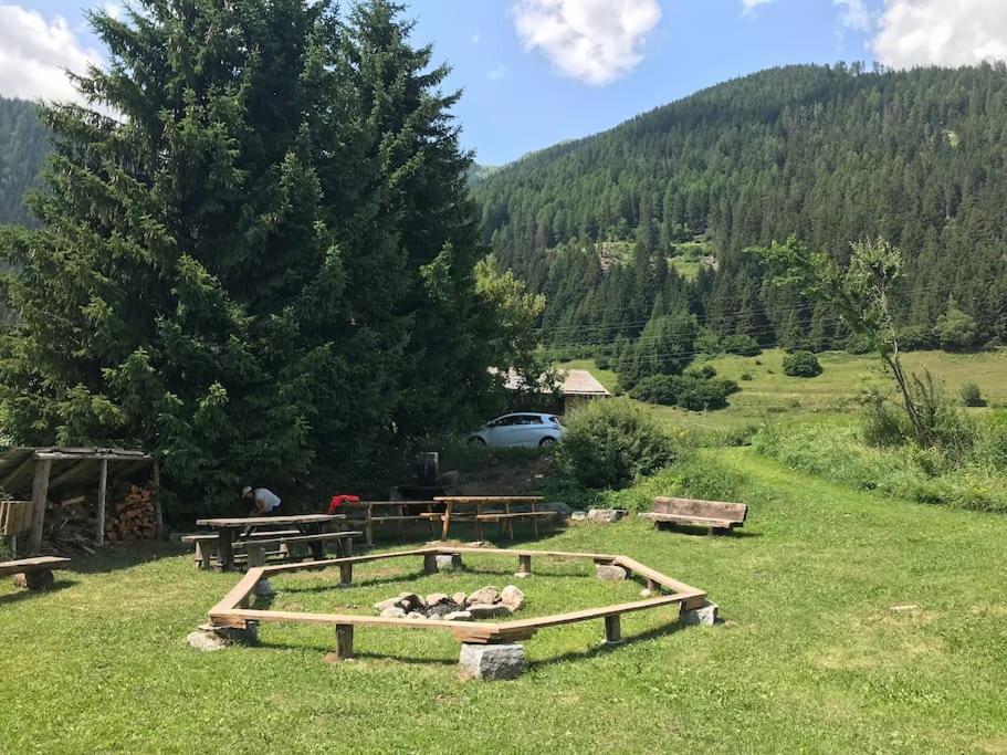 Villa Chalet Rustico Bertolini Per Gruppi! Vermiglio Exterior foto