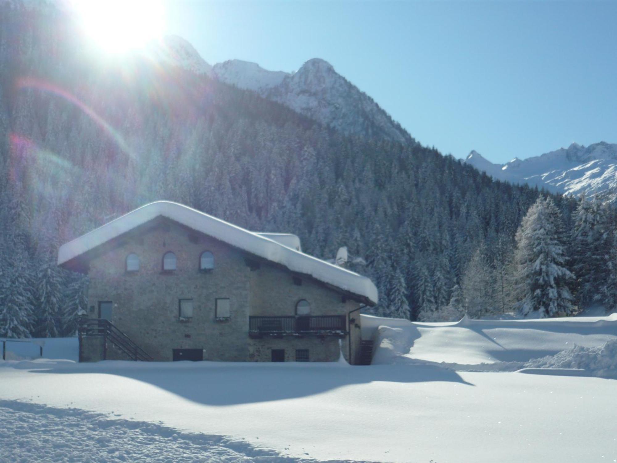 Villa Chalet Rustico Bertolini Per Gruppi! Vermiglio Exterior foto